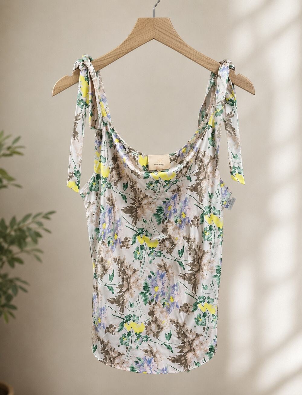 NWOT: Cinq a Sept Lavender Floral Blouse Size M